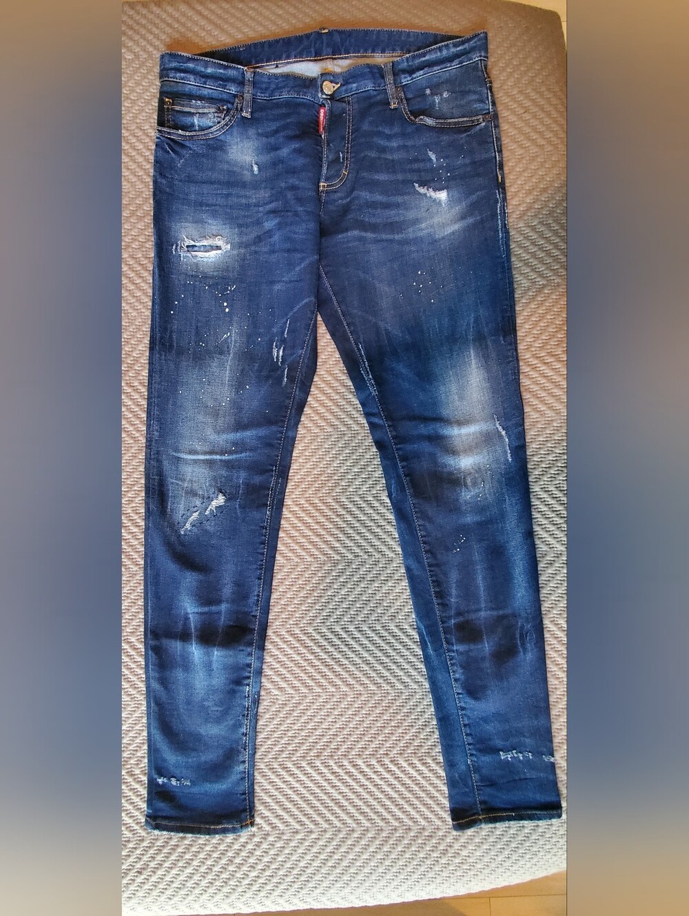 DSQUARED2